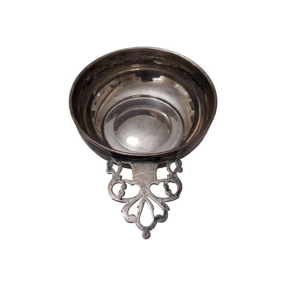 Paul Revere Reproduction Sterling Silver Handled Porringer Bowl 151 Grams 1960s - Picture 2 of 6